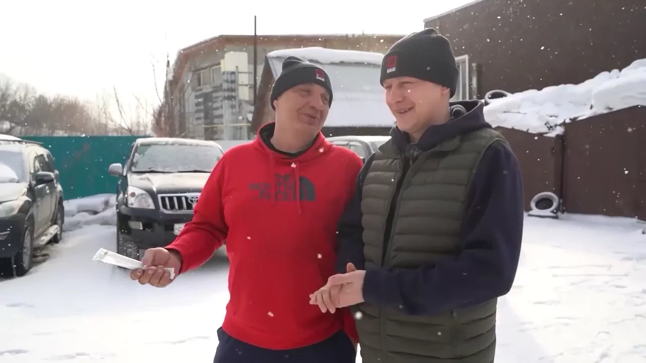 Александр Старовойтов получает Lexus LX570 в Новосибирске